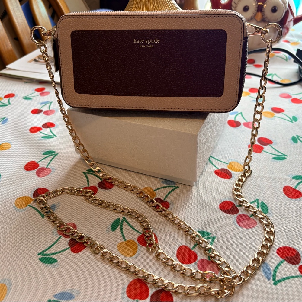 Kate Spade Maroon and Beige Crossbody NWOT - Picture 2 of 11